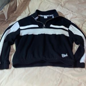 Like new, VS PINK cropped sweatshirt, w/zip up neck